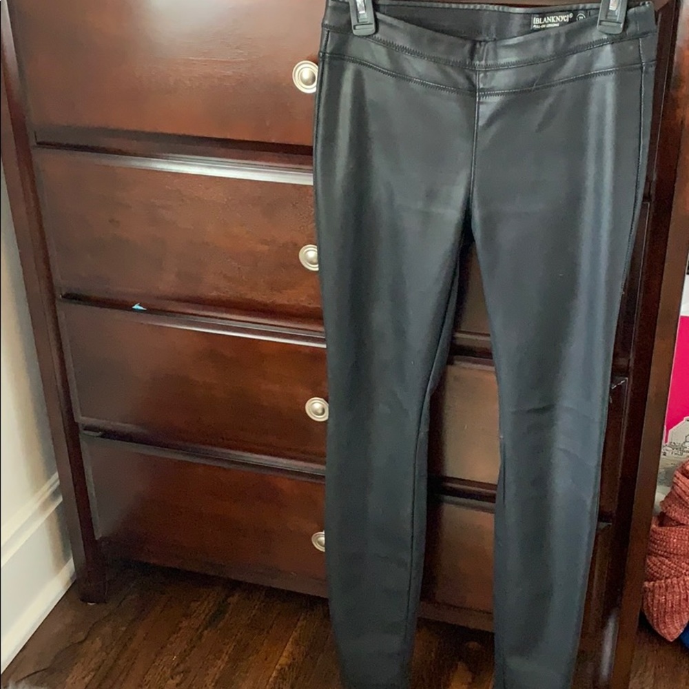 Blank NYC Pull On Leather Leggings - Picture 4 of 8